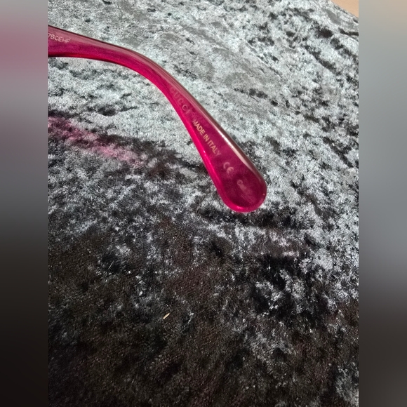 Round pink Gucci sunglasses - Picture 10 of 16